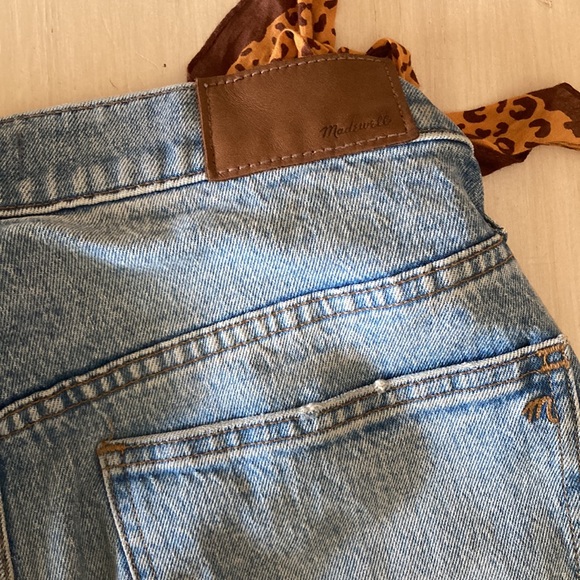 The Perfect Vintage Full-Length Jean in Colebrooke Wash - Picture 6 of 10